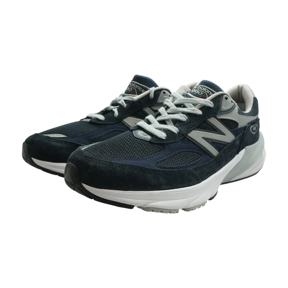 990v6 Low-Top Athletic Shoes