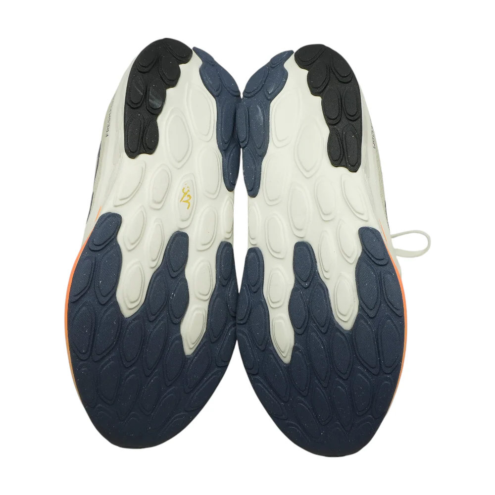 Fresh Foam 520V9 Low-Top Athletic Shoes - Image 3