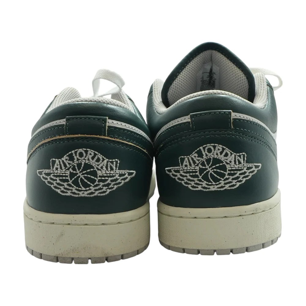 Jordan 1 Low SE Low-Top Athletic Shoes - Image 2