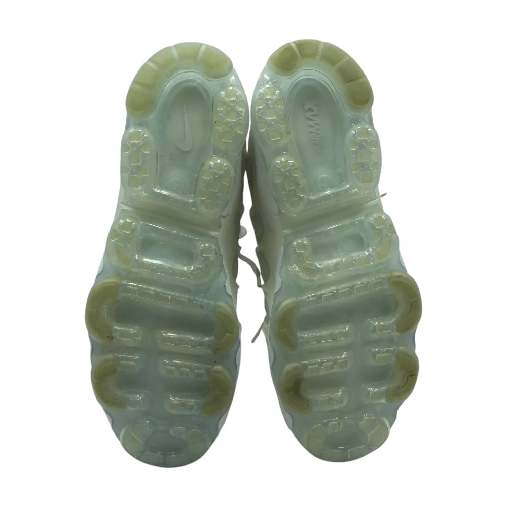 Air VaporMax Plus Low-Top Athletic Shoes - Image 3