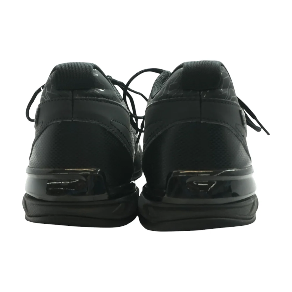 Black Low-Top Athletic Shoes - Image 2
