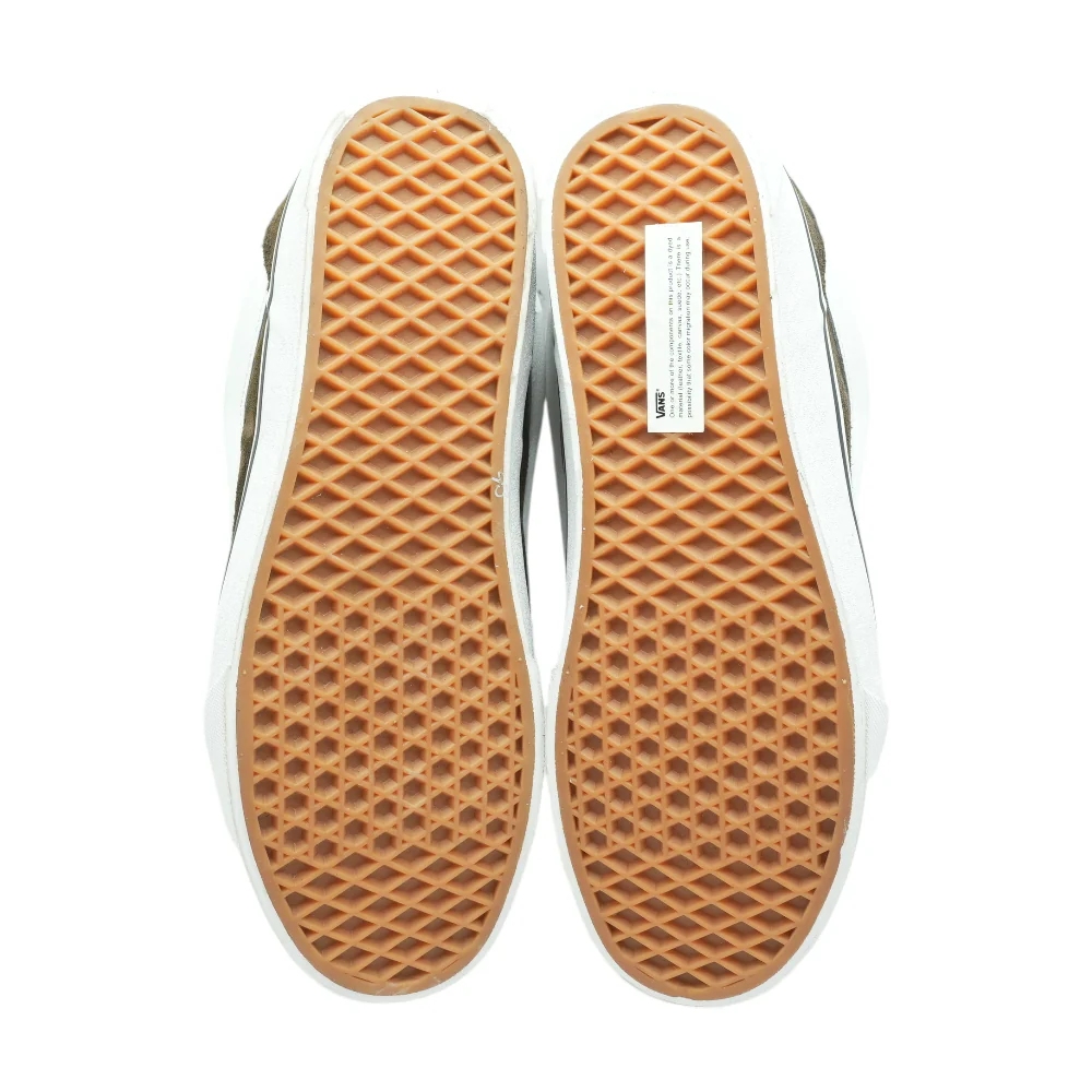 Knu Skool Low-Top Athletic Shoes - Image 3