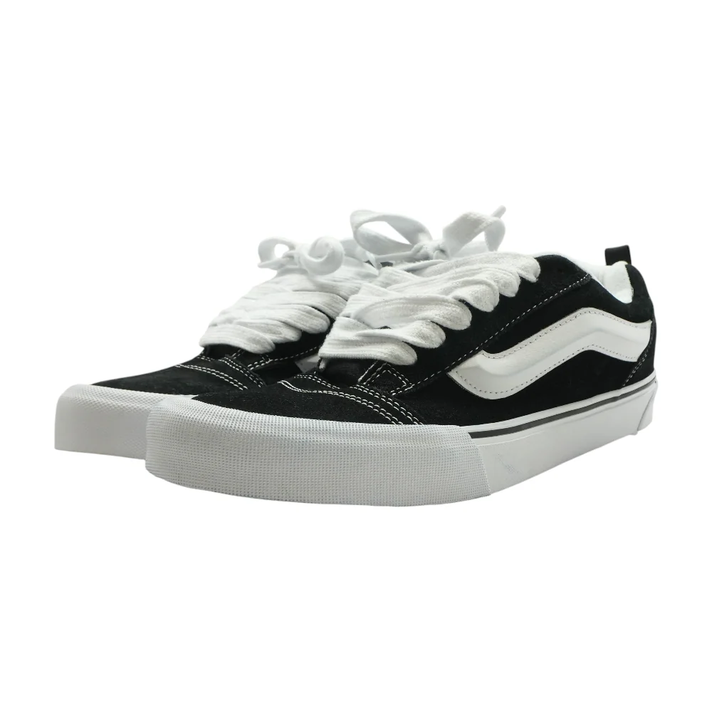 Old Skool Low-Top Athletic Shoes