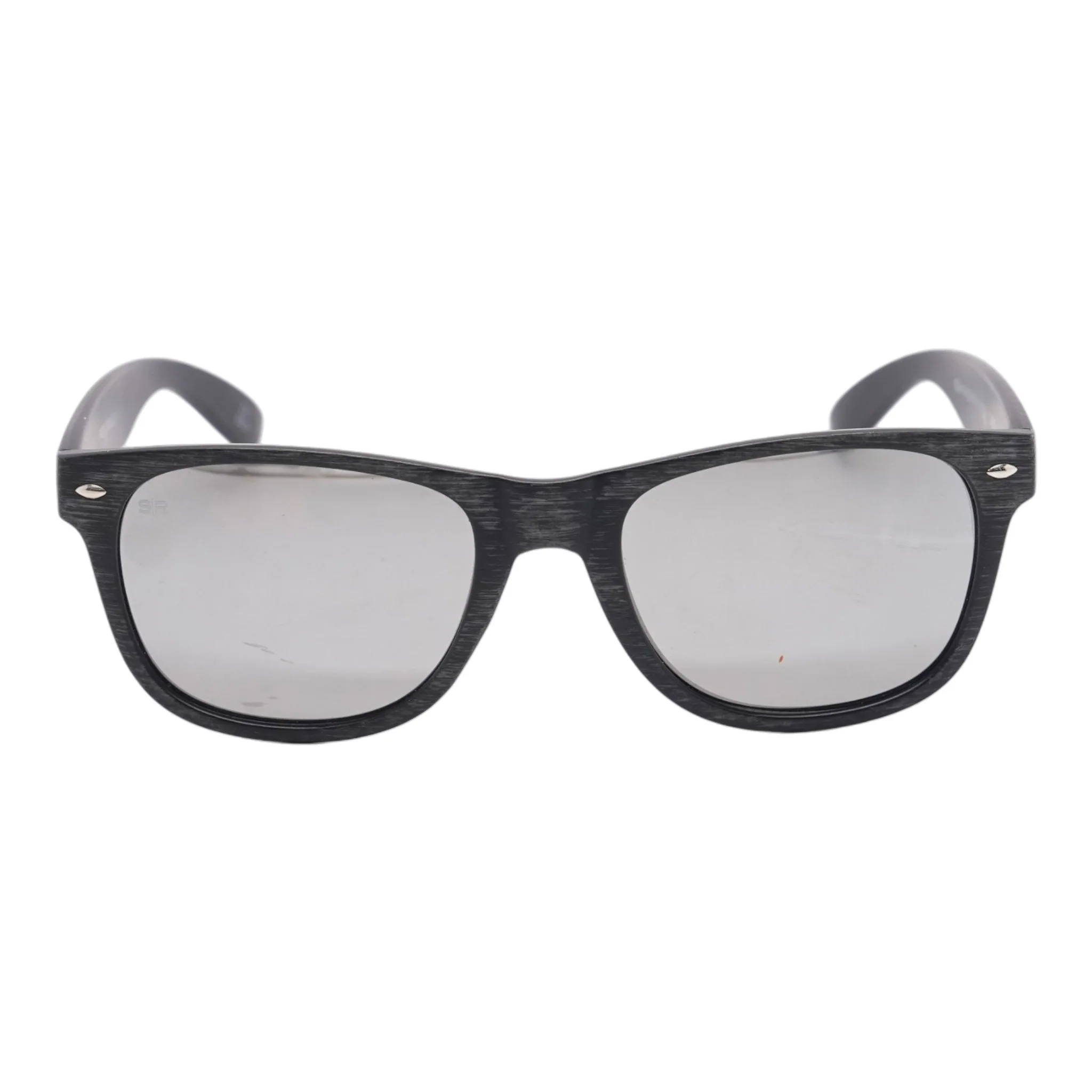 Gray Classic Oval Sunglasses - Image 2