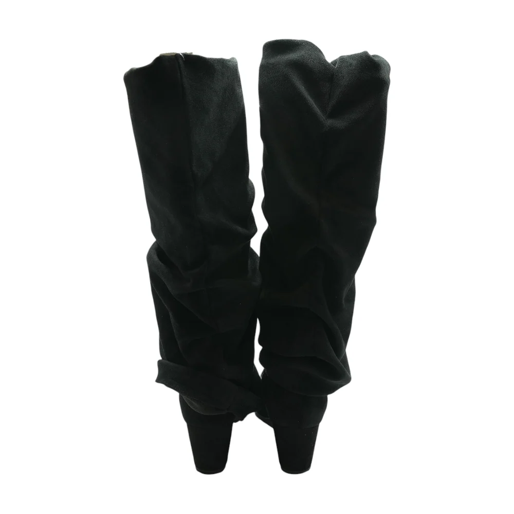 Black Boots - Image 2