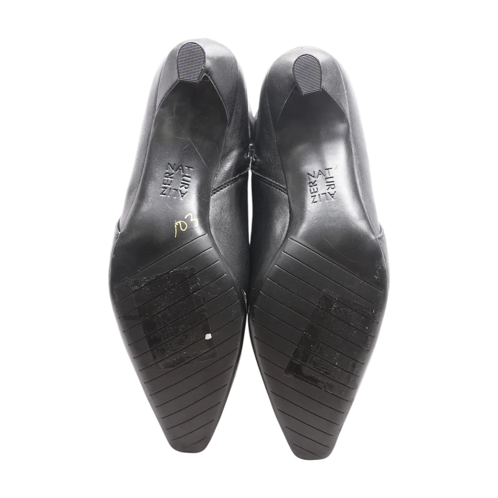 Black Boots - Image 3
