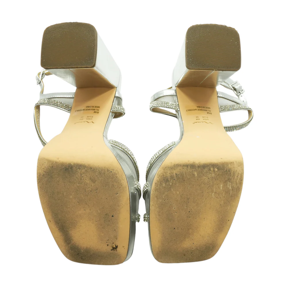 Silver Heels - Image 3
