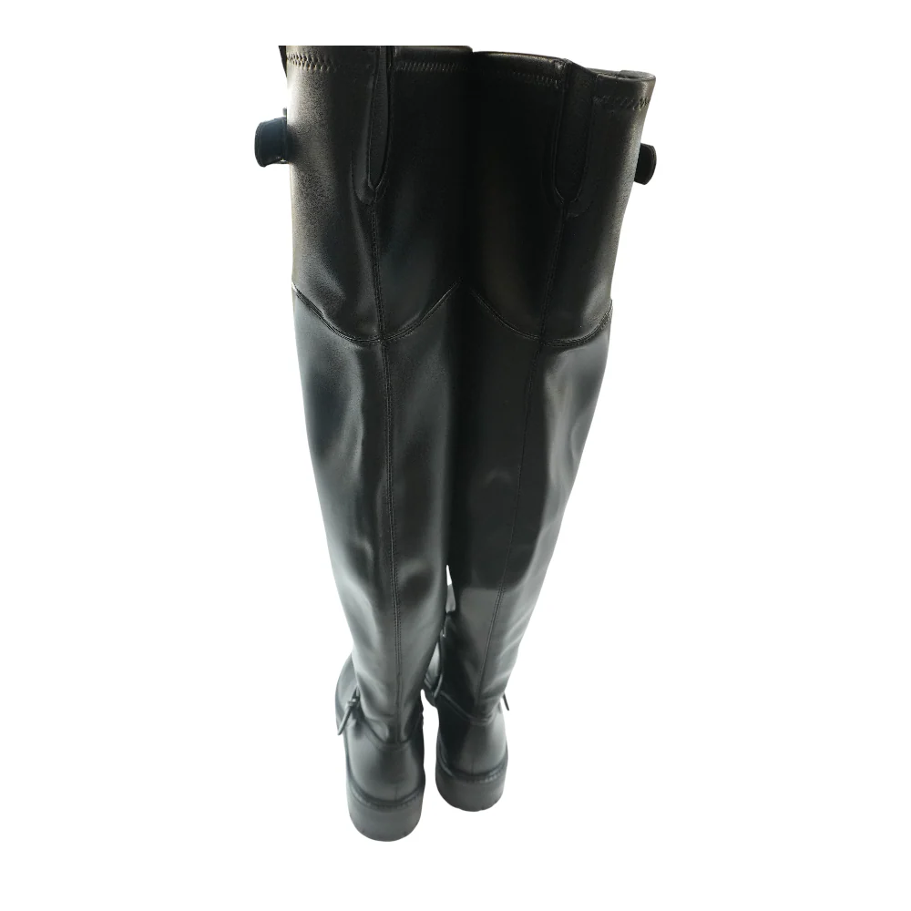 Black Boots - Image 2