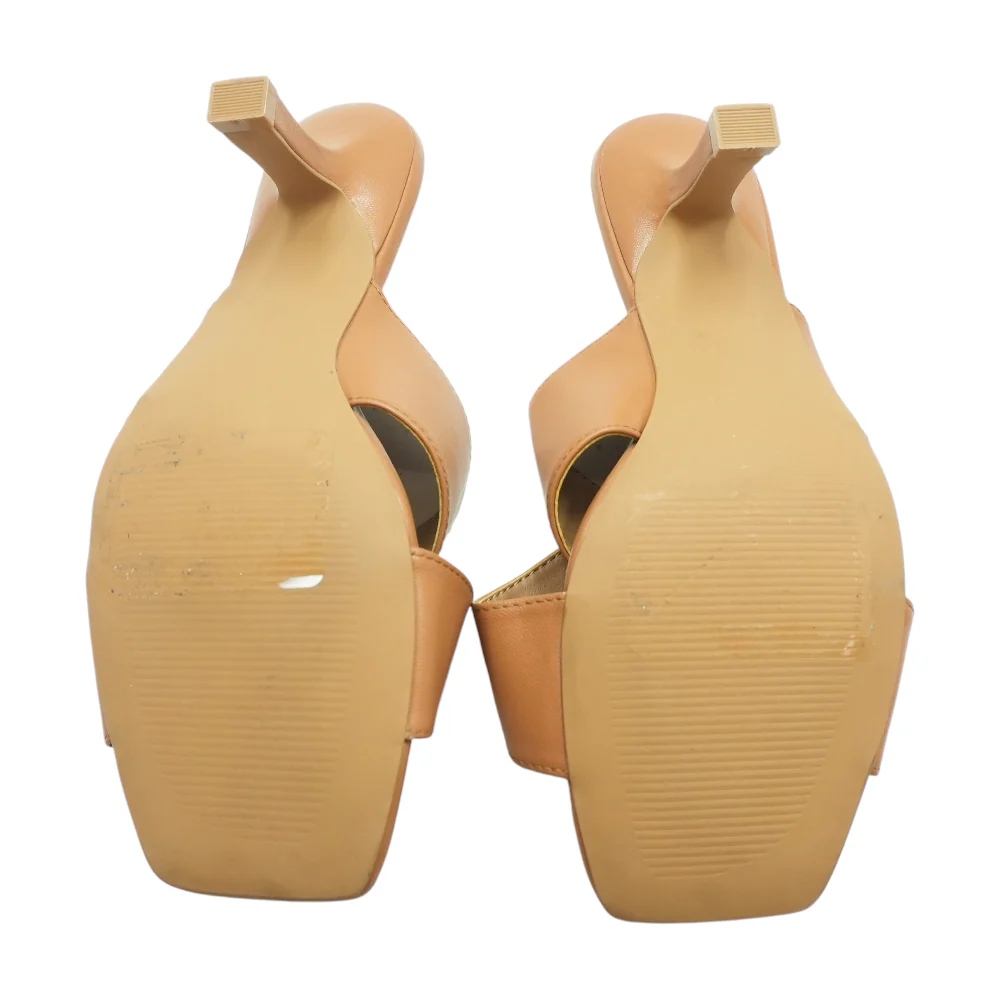 Brown Flats - Image 3