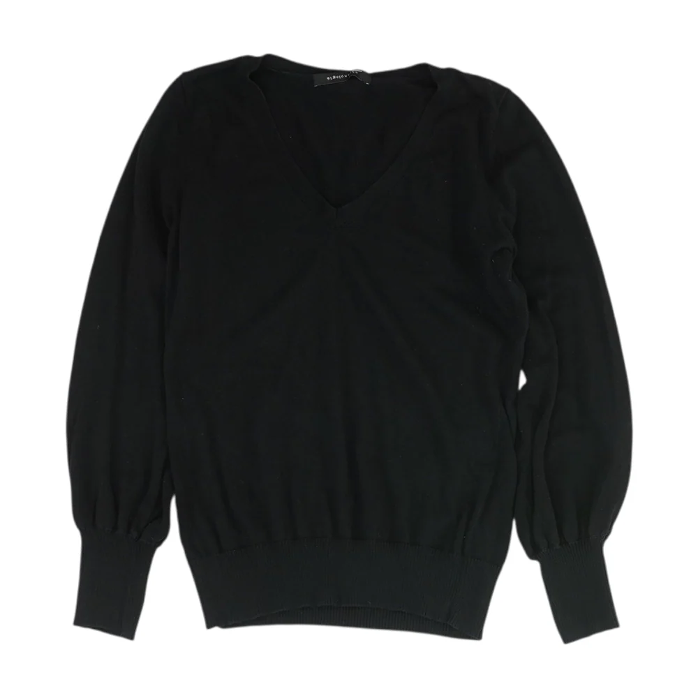 Black Solid Pullover Sweater
