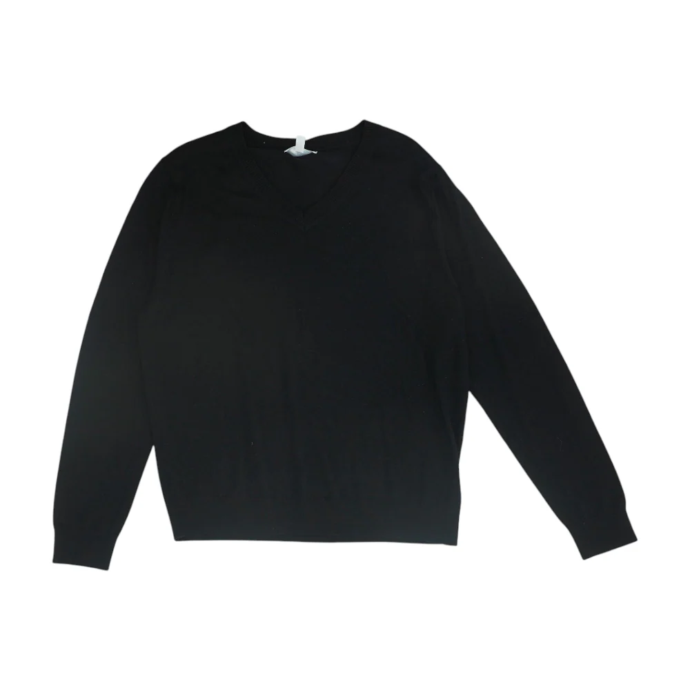 Black Solid Pullover Sweater
