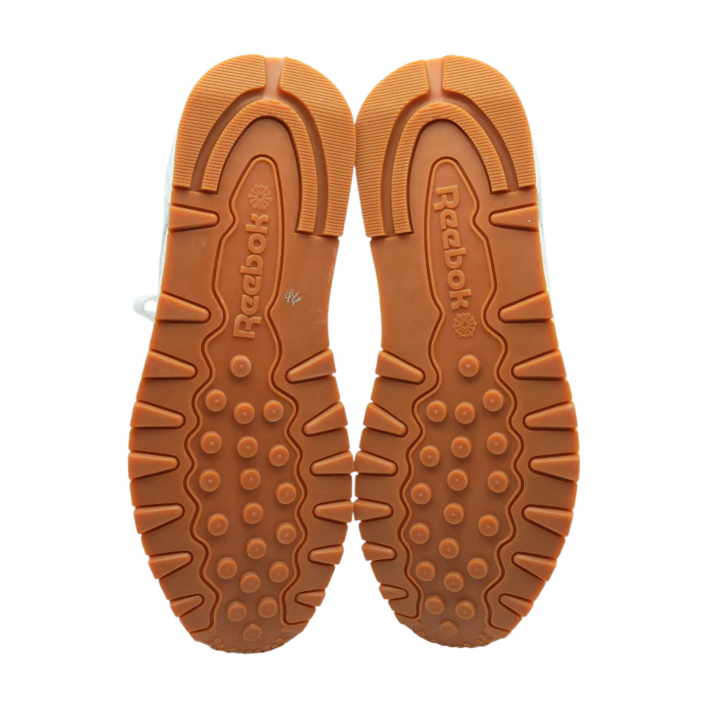 Classic Leather Low-Top Athletic Shoes - Image 3