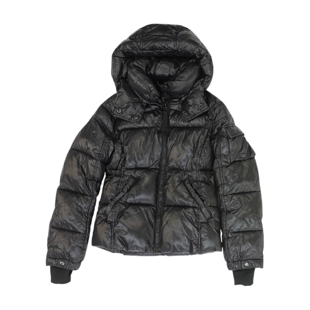 Black Jacket