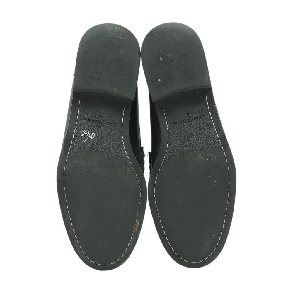 Black Flats - Image 3