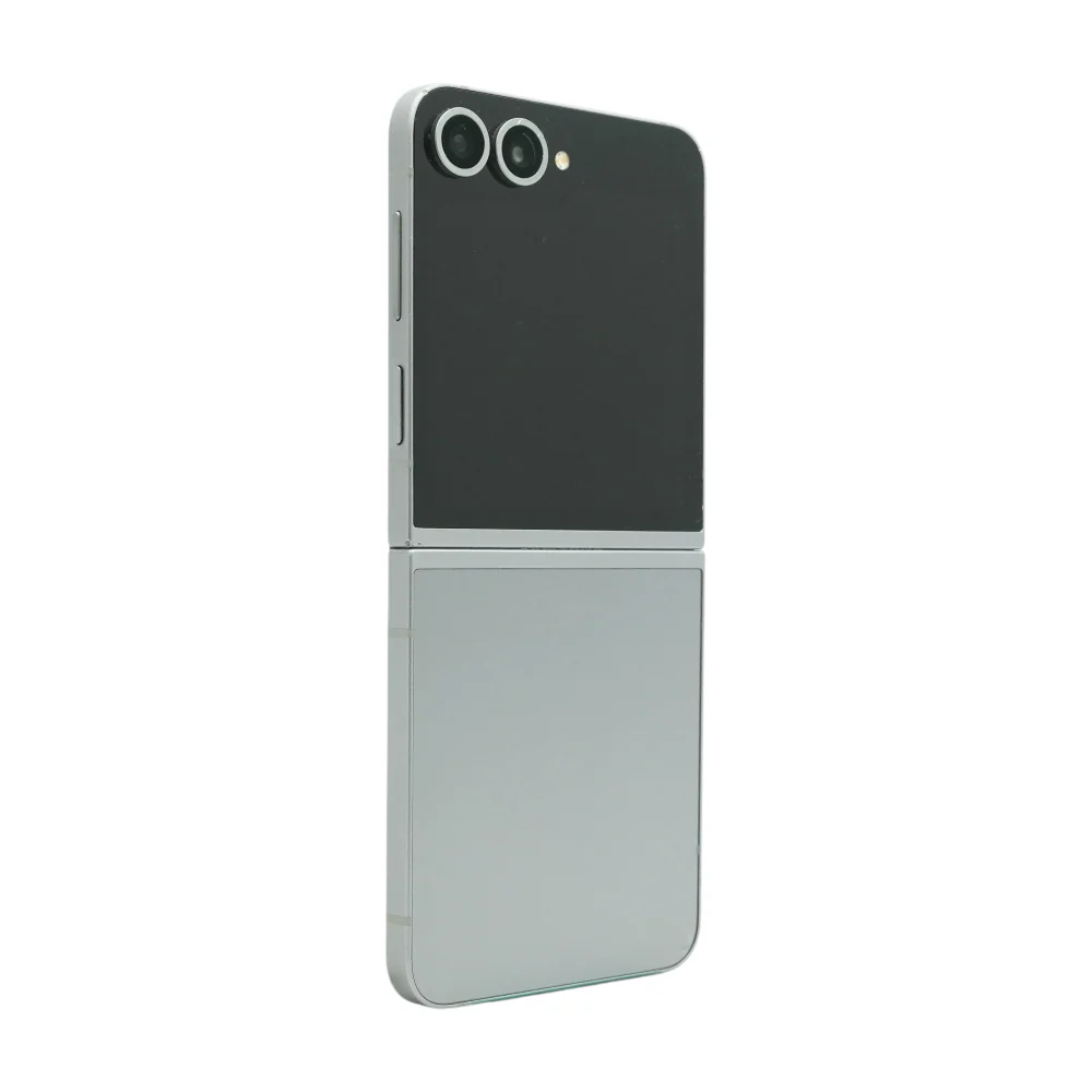 Galaxy Z Flip 6 "Spectrum" 256GB Silver Shadow - Image 2