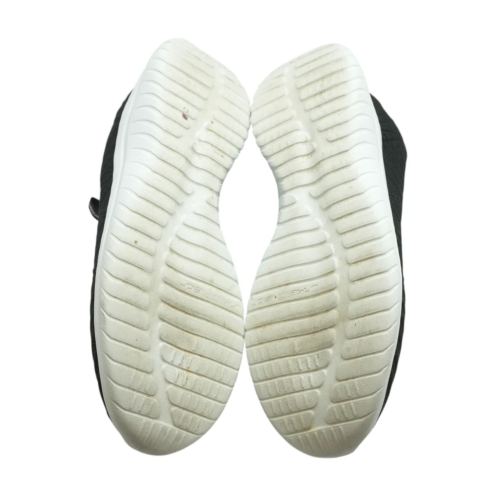 Black Athletic Shoes - Image 3