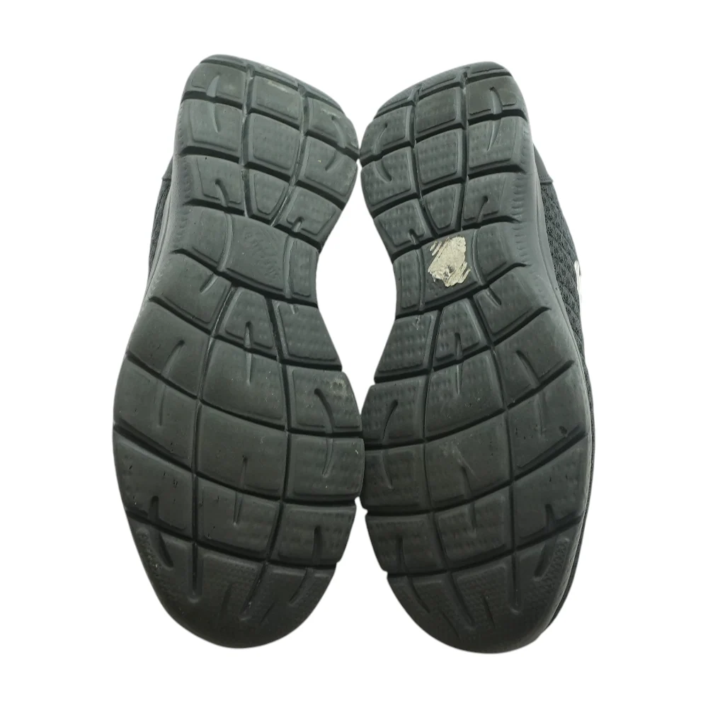 Black Athletic Shoes - Image 3