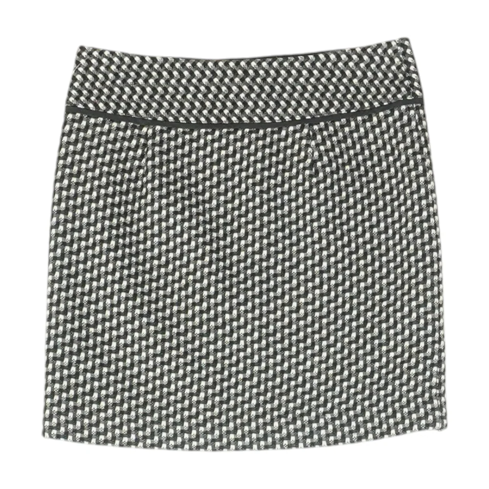 Black Abstract Mini Skirt - Image 2