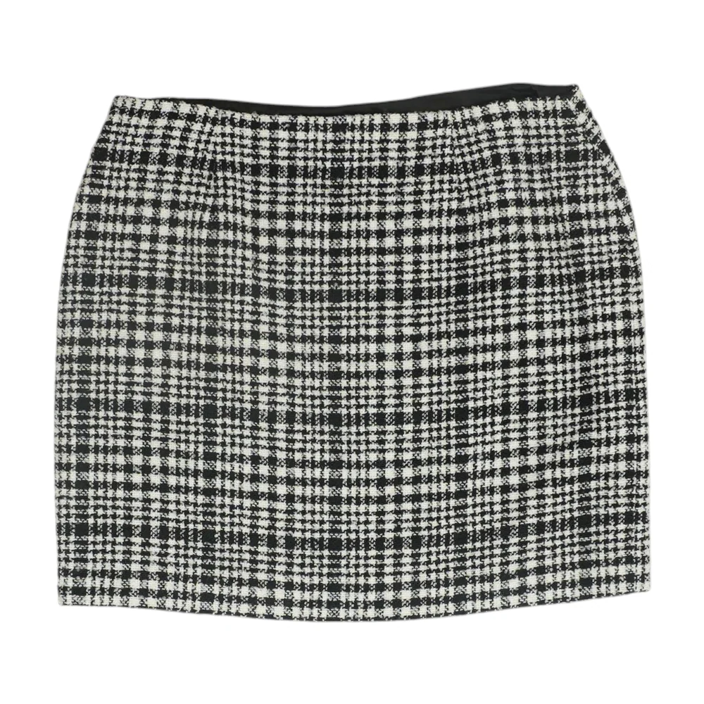 Black Plaid Mini Skirt - Image 2