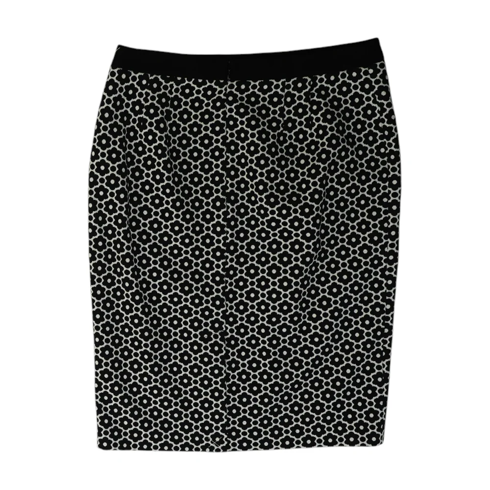 White Floral Mini Skirt - Image 2