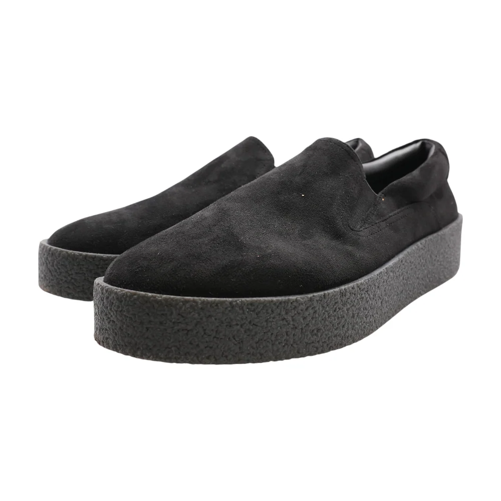 Black Slip-On Athletic Shoes