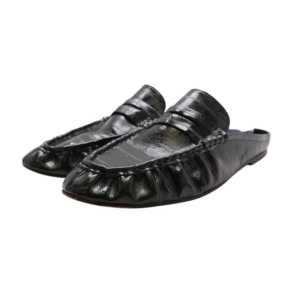 Black Flats