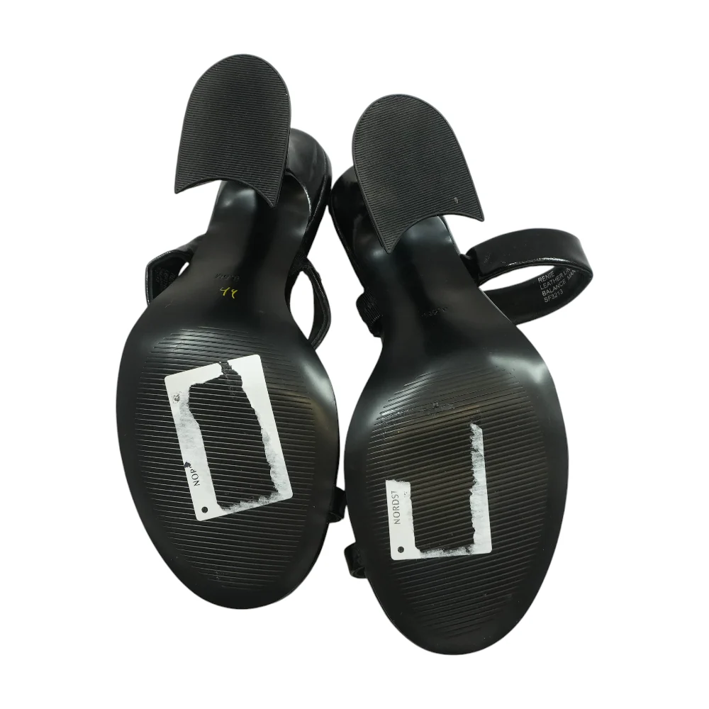 Black Heels - Image 3