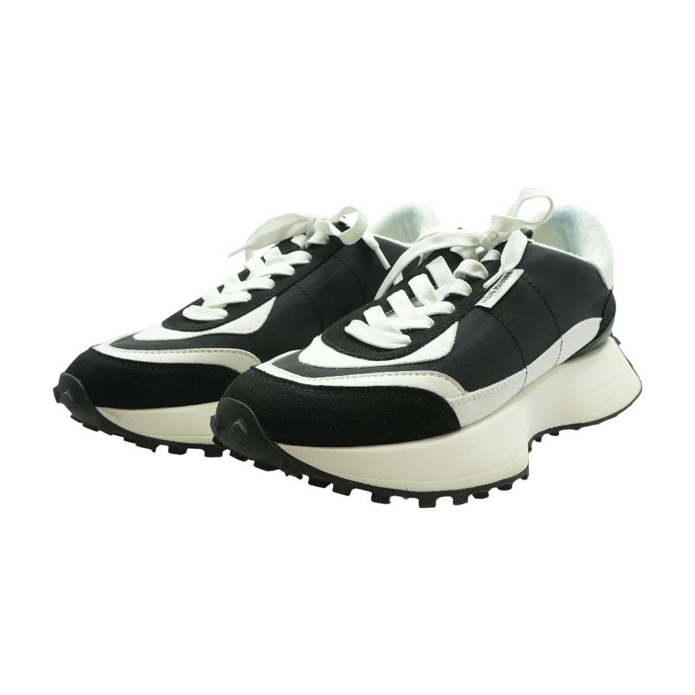 Diversion Retro Jogger Low-Top Athletic Shoes