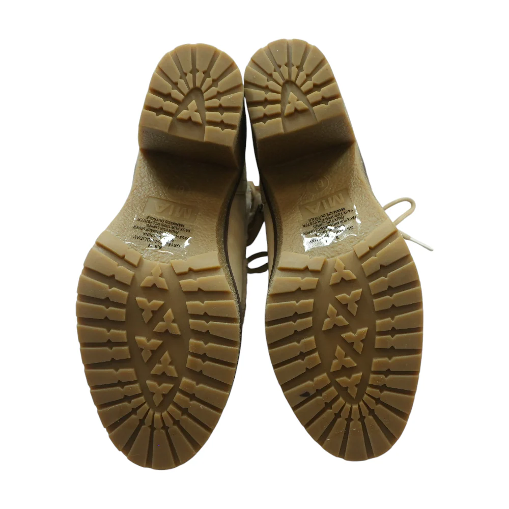 Beige Winter Boots - Image 3