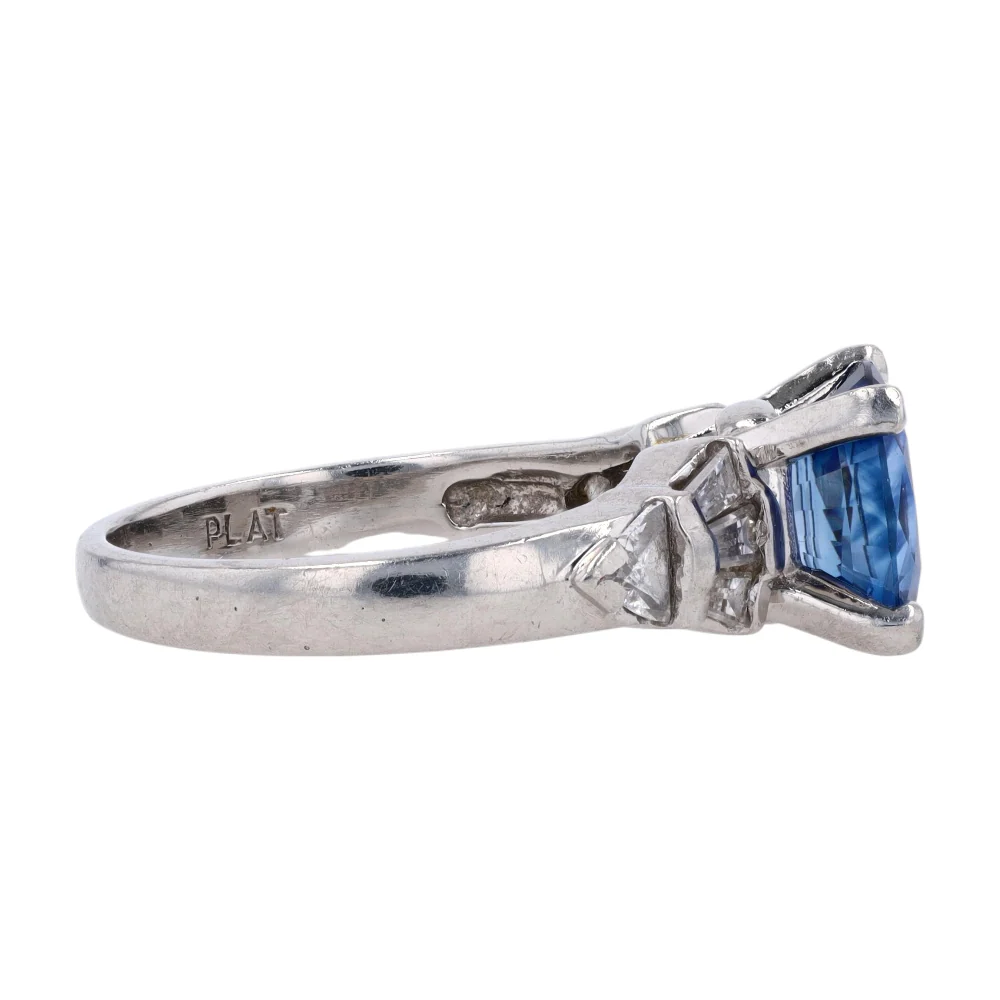 2 1/2 ctw Platinum Sapphire Fashion Ring - Image 4