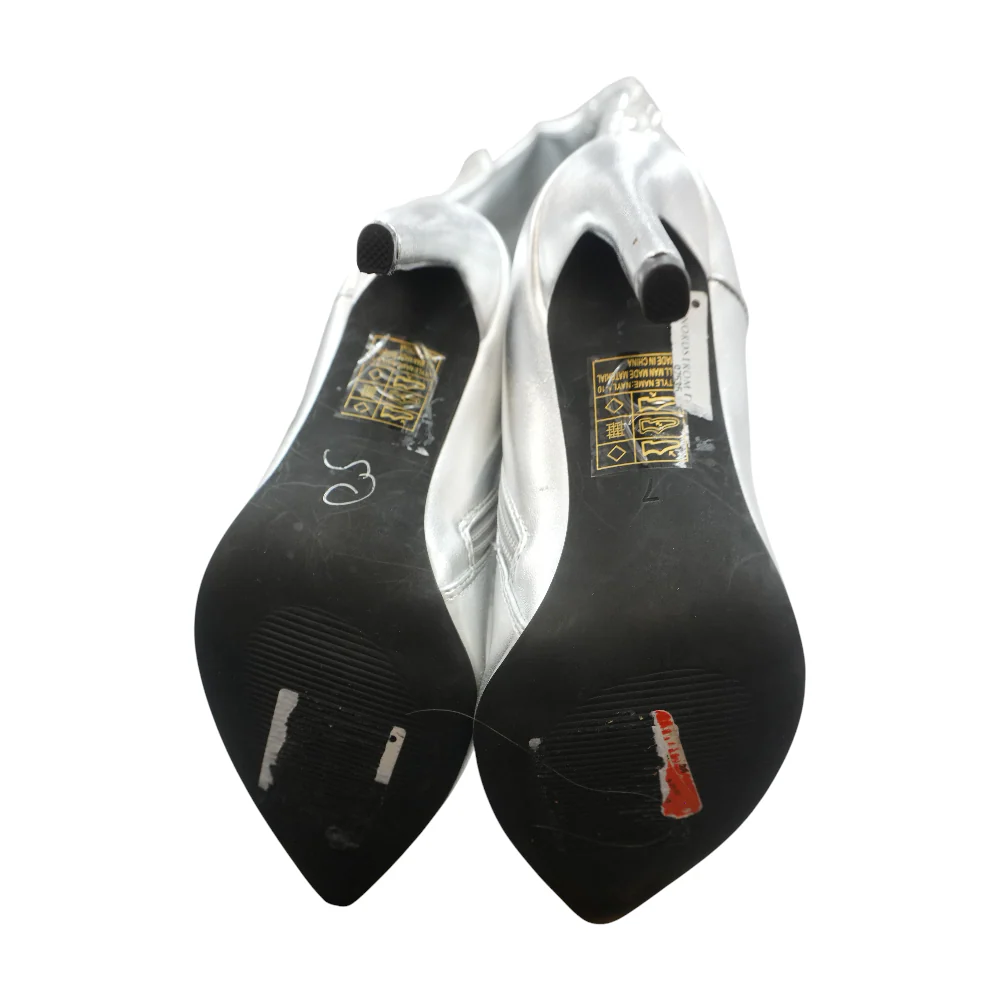 Silver Boots - Image 3