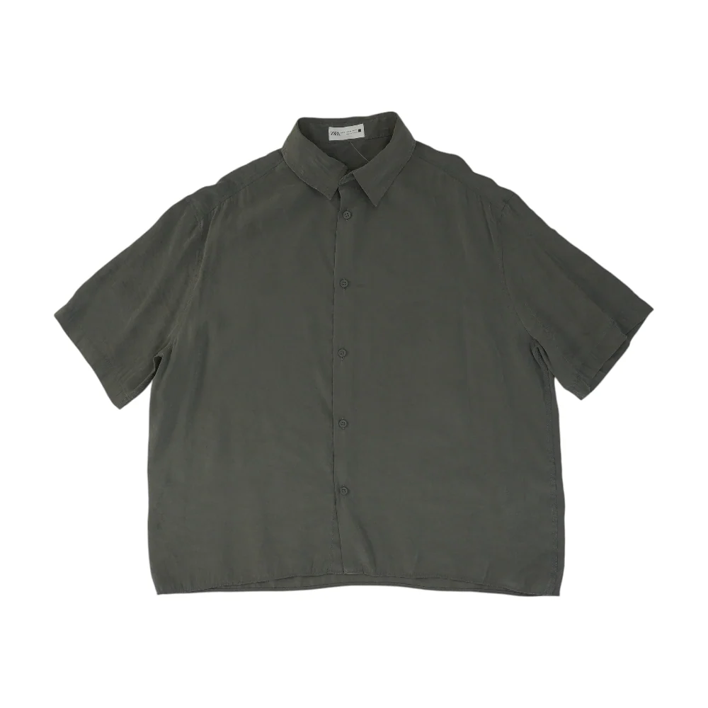 Gray Solid Short Sleeve Button Down